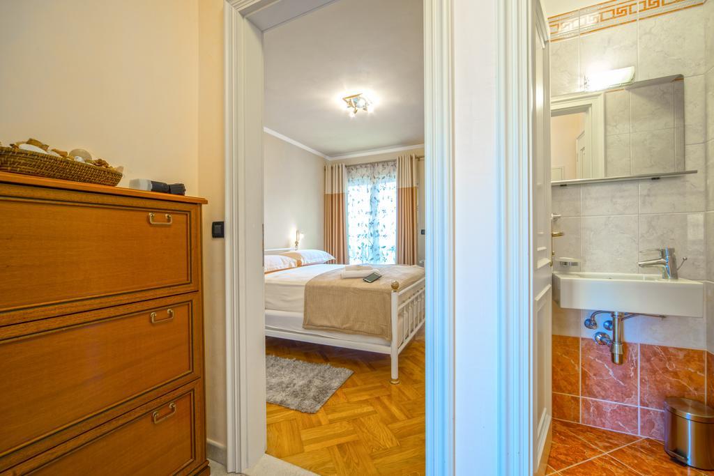 Apartments Anna Omiš Cameră foto