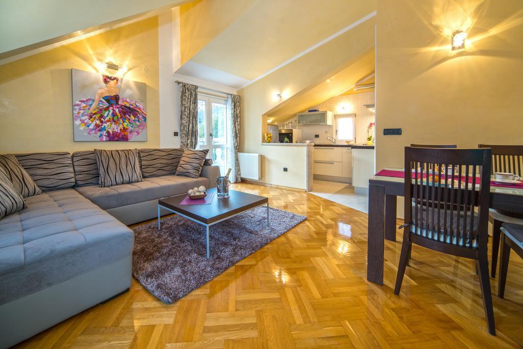 Apartments Anna Omiš Cameră foto